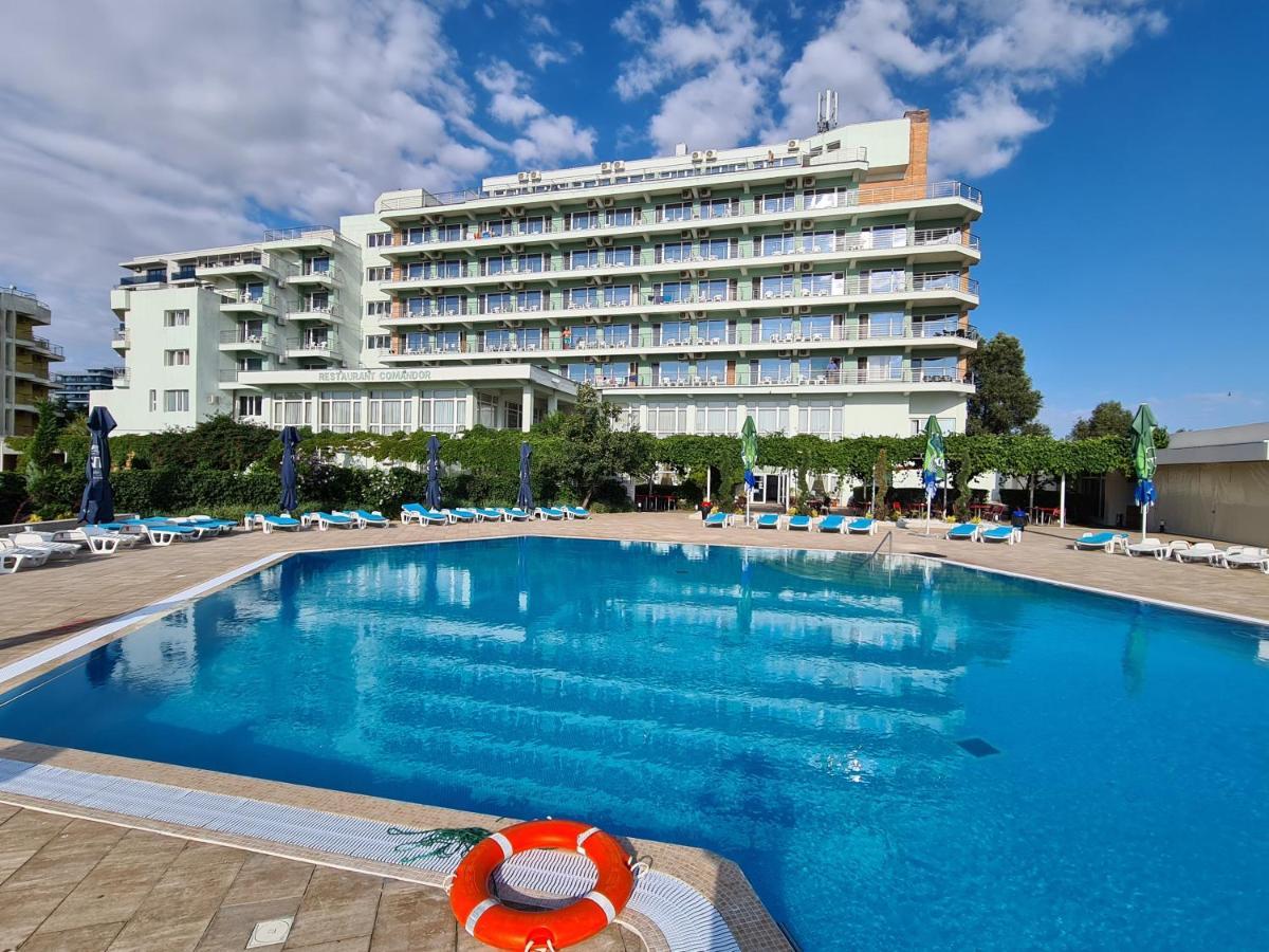 Hotel Comandor Mamaia Ngoại thất bức ảnh