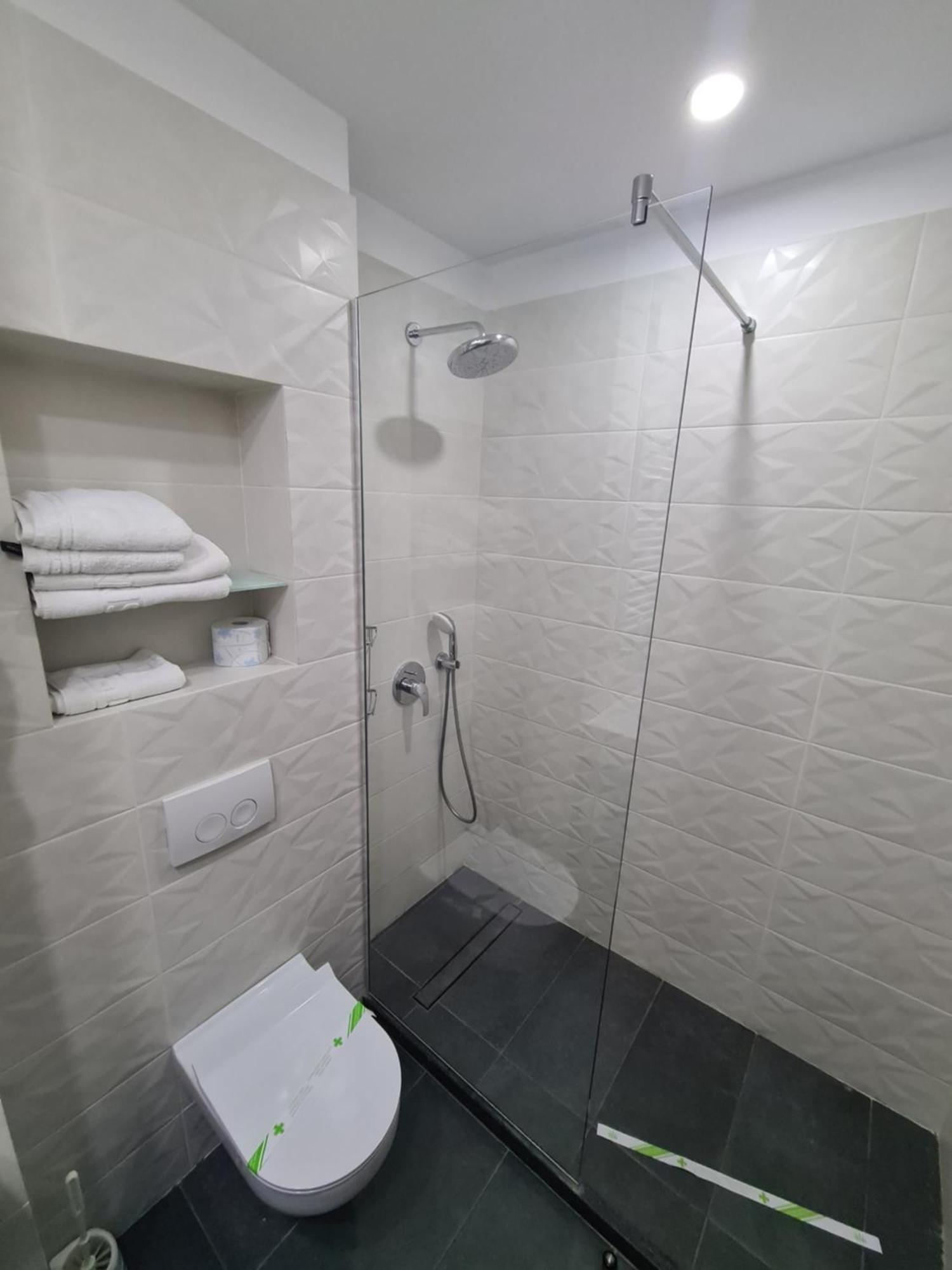 Hotel Comandor Mamaia Ngoại thất bức ảnh