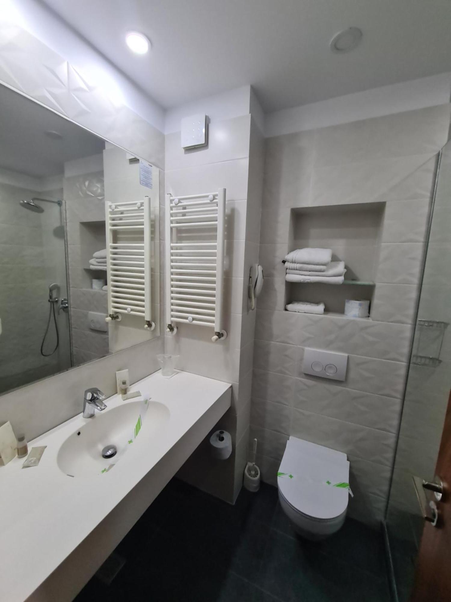 Hotel Comandor Mamaia Ngoại thất bức ảnh
