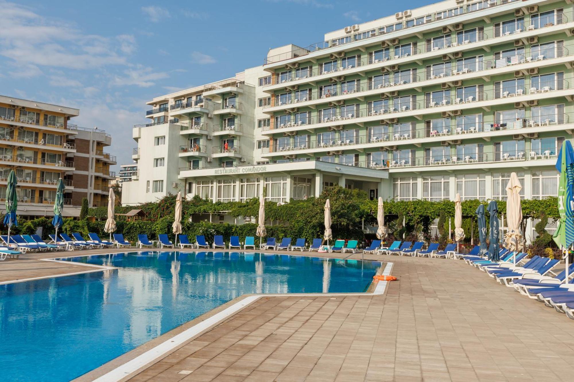 Hotel Comandor Mamaia Ngoại thất bức ảnh